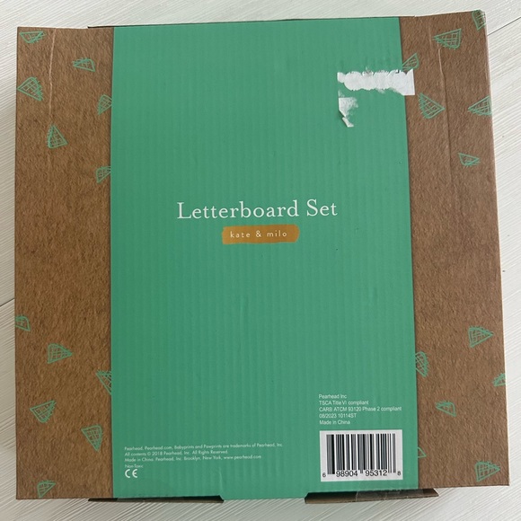 NIB Letterboard set - Picture 2 of 2